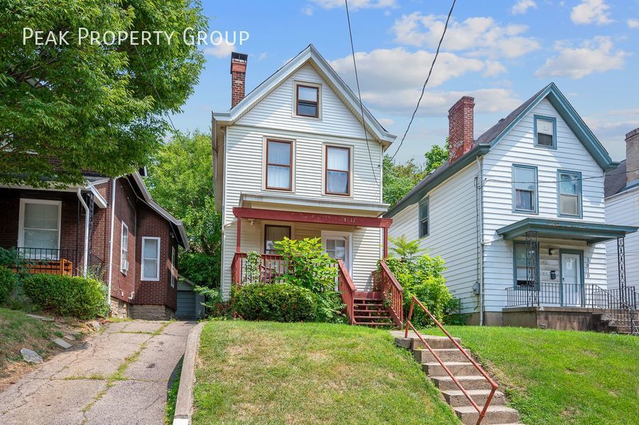 Foto principal - 3012 Marshall Ave