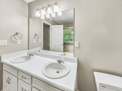 Building Photo - 2052 Bay Ct