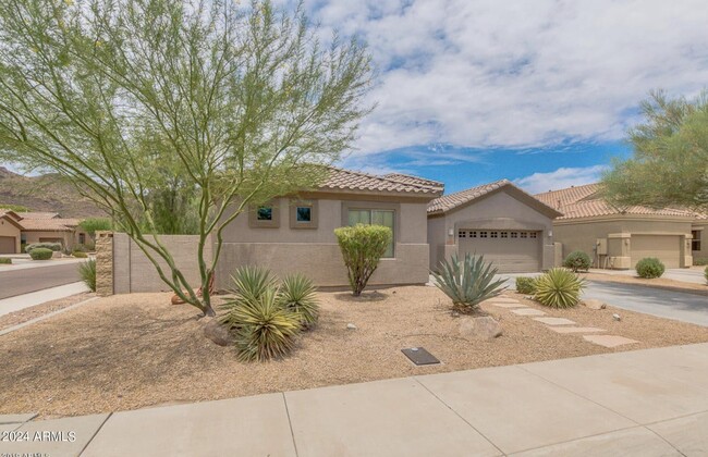 Building Photo - 8374 W Bajada Rd