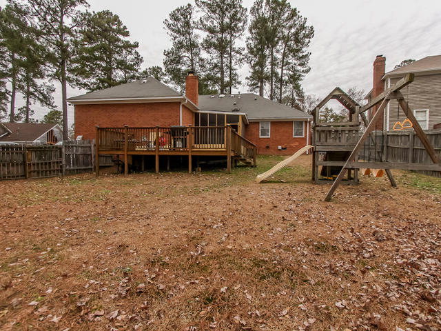 Foto del edificio - 646 Chimney Hill Cir