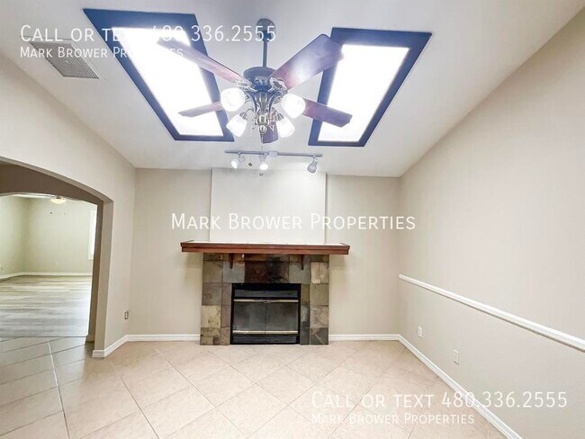 Building Photo - 2301 E Folley St