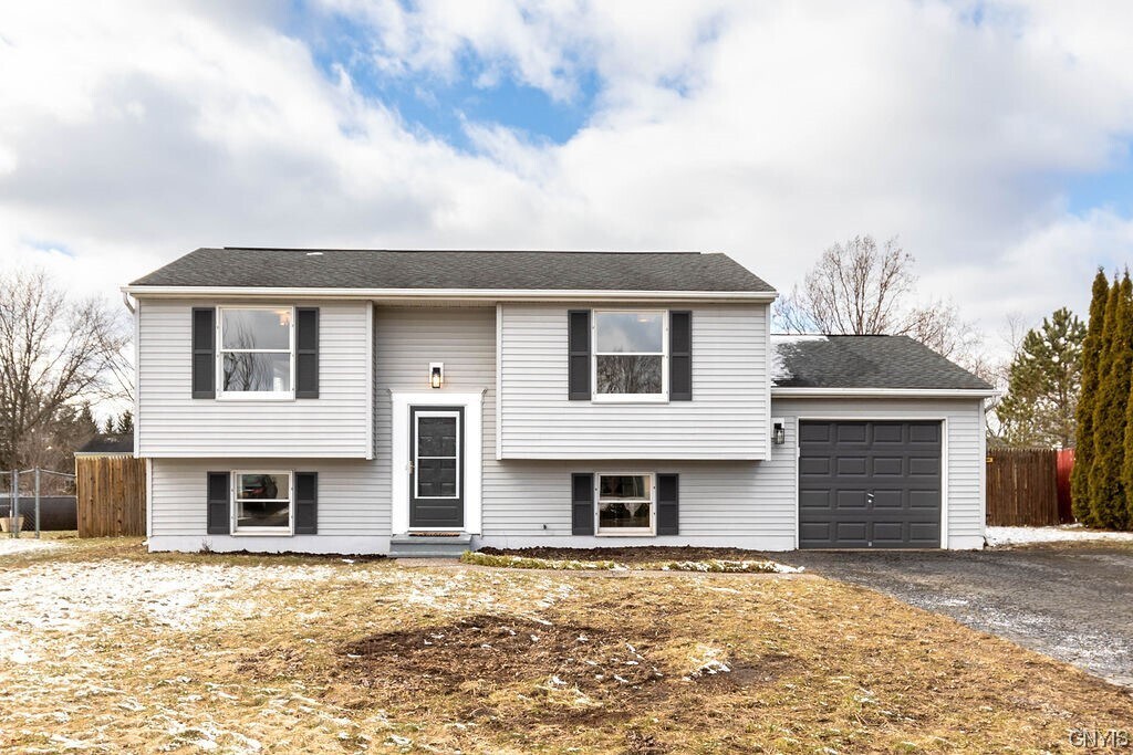 8445 Chinkapin Cir, Cicero, NY 13039 House Rental in Cicero, NY