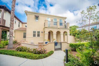 Building Photo - 8245 Kendall Dr