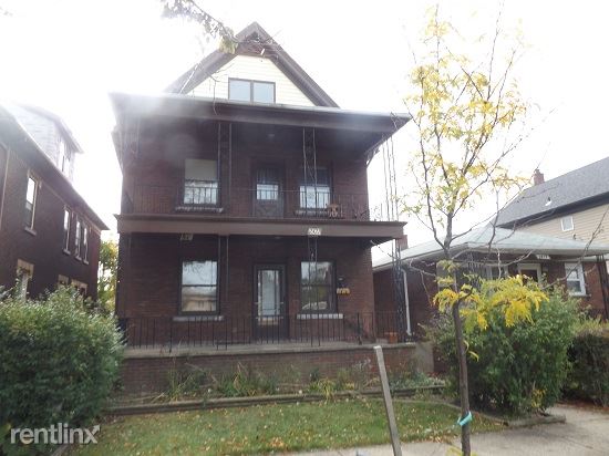 Primary Photo - 2421 Welch Ave