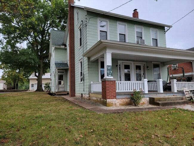 Foto del edificio - 97 N Reamstown Rd