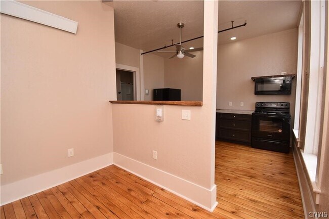 Foto del edificio - 170 Court St