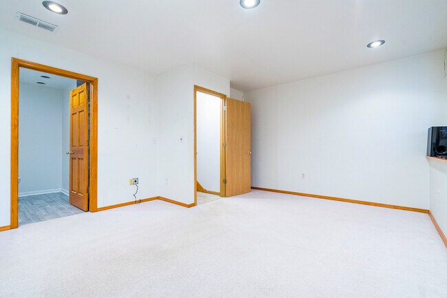 Foto del edificio - 8242 Pecan Pl