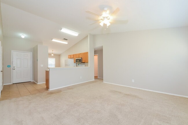 Building Photo - 4042 Banbury Cir