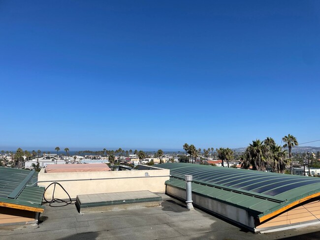 Foto del edificio - Amazing Ocean View Beach House