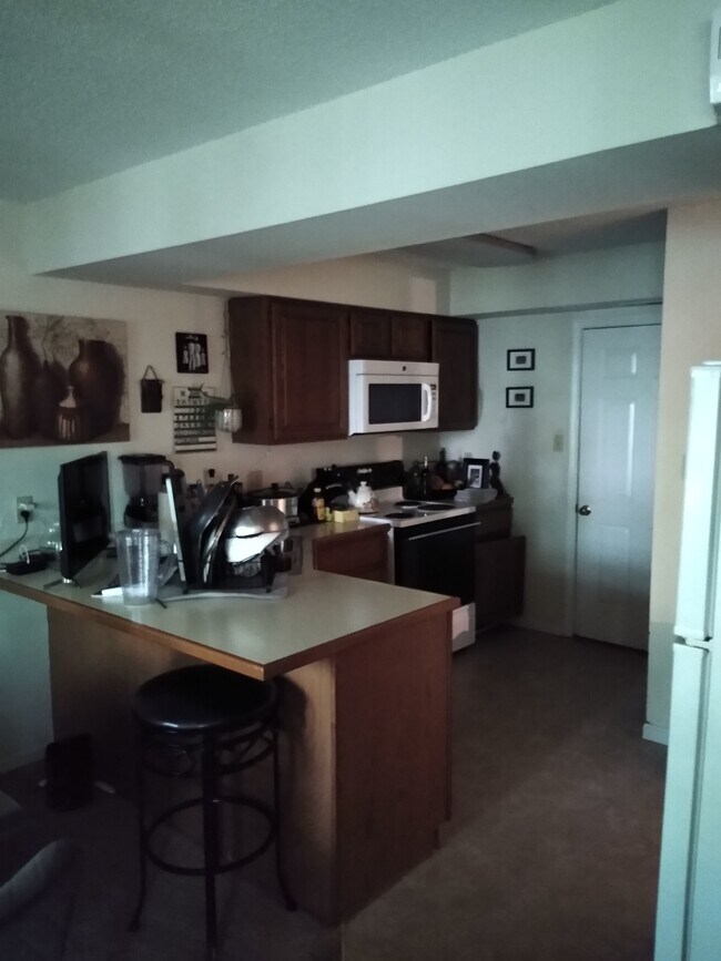 Foto del edificio - 3213 Belle Meade Dr