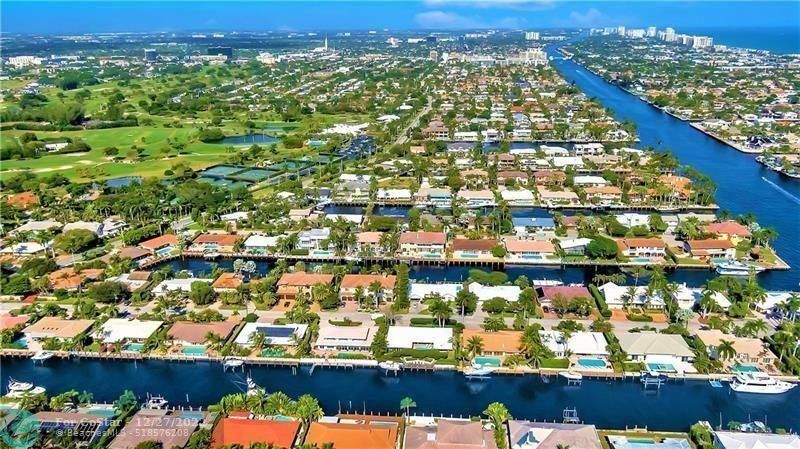 Fort Lauderdale, 
                        , –