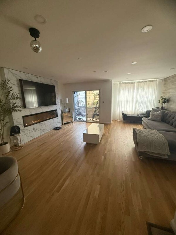 Foto del edificio - 515 Bond St