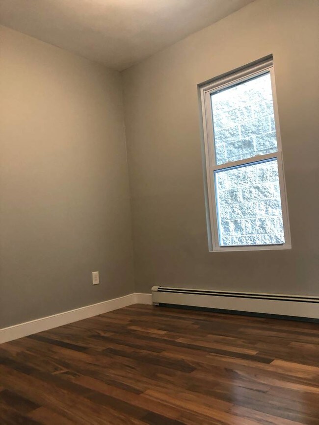 Foto del edificio - 165 W 228th St