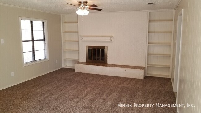 Building Photo - 8207 Memphis Ave