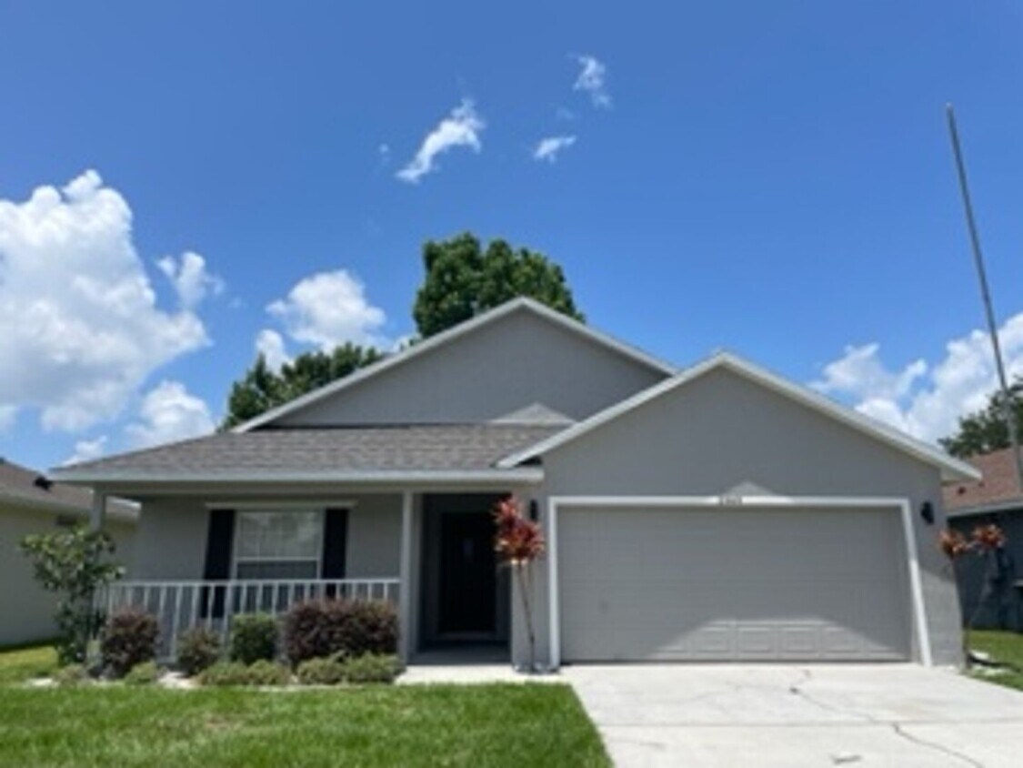 Primary Photo - 3/2 in St Cloud for Rent