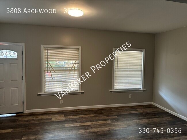 Foto del edificio - 3808 Archwood Ave