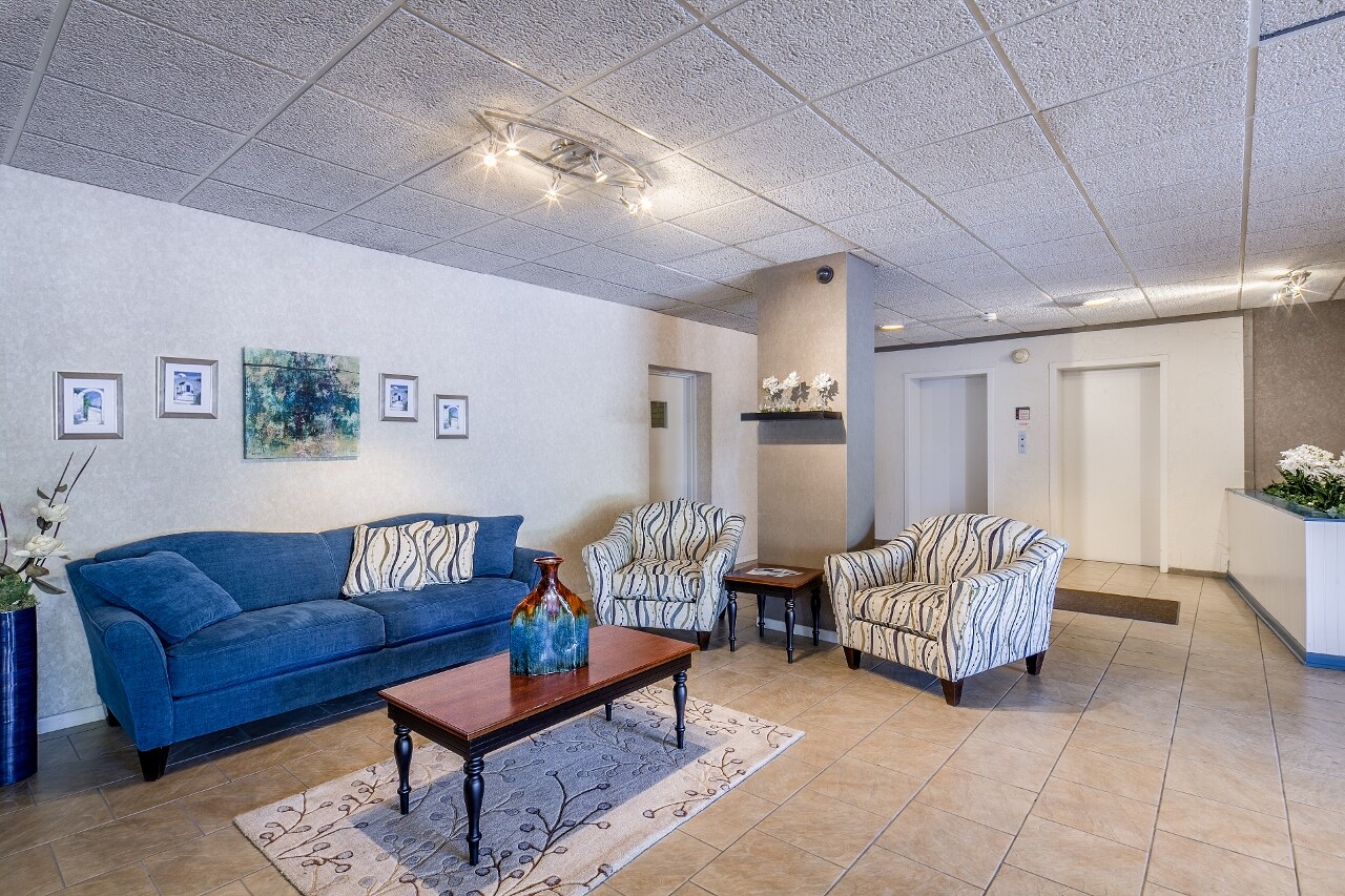 Normandy Towers Apartments – photo 3