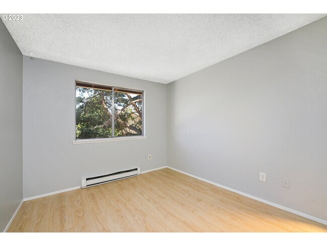 Foto del edificio - 1470 SE Walnut St