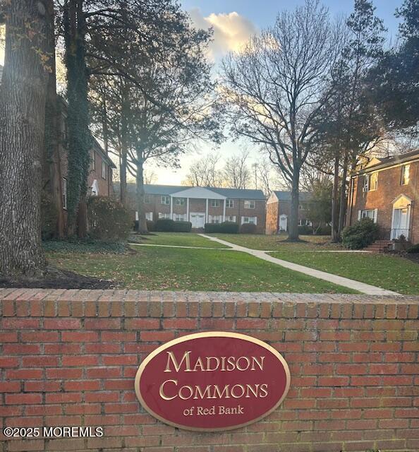 Building Photo - 142 South St