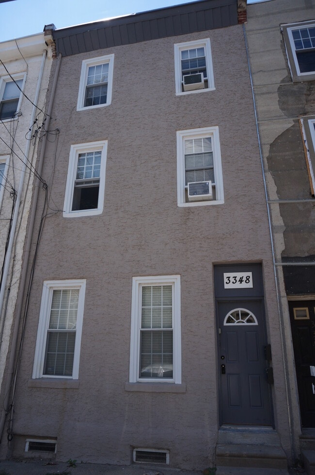 Building Photo - 3348 Conrad St