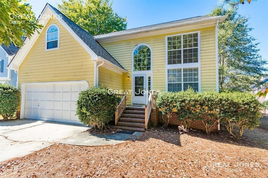 Foto principal - 102 Gillespie Ct