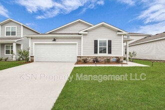 Building Photo - 107 Firefly Cir