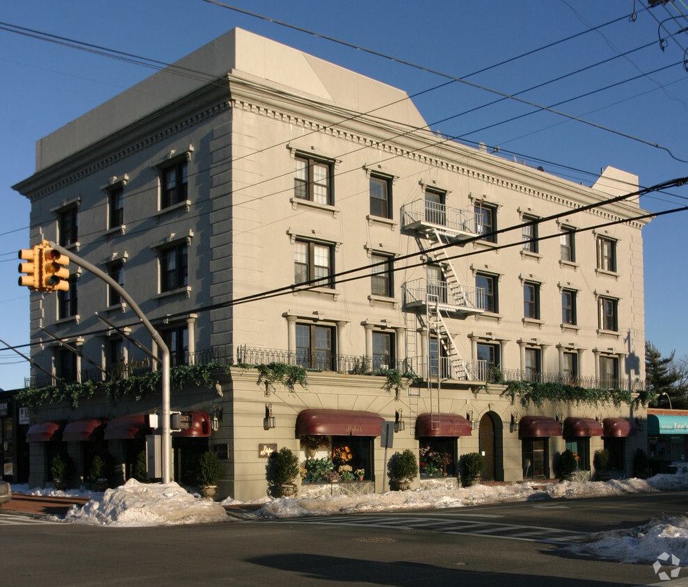 Edificio de la galería - 301 Central Ave