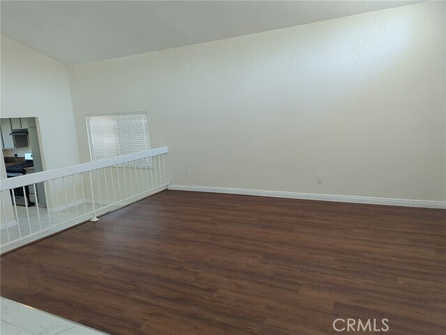 Foto del edificio - 24622 Skyland Dr