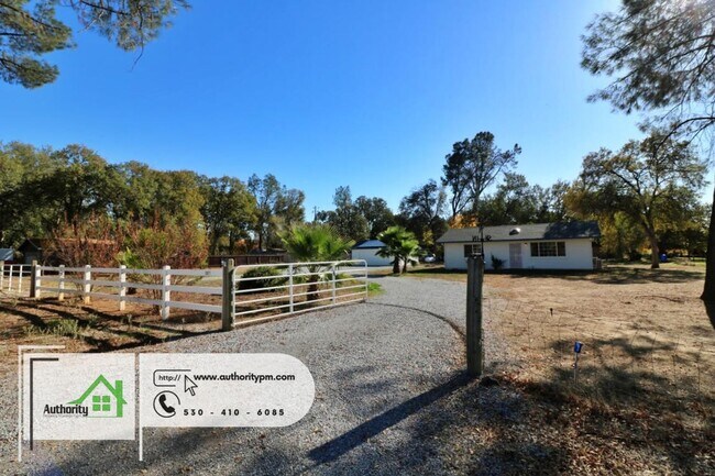 Building Photo - 20077 Nema Cris Way, Dog Considered With A...