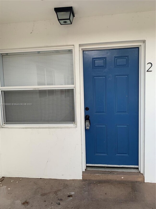 Foto del edificio - 790 NE 46th Ct