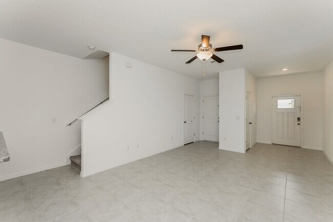 Foto del edificio - 5151 Forum Blvd