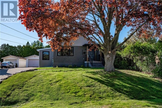 Building Photo - 1041 Shepherds Dr