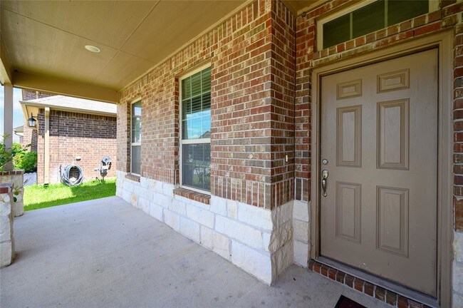 Building Photo - 17927 Tenasserim Pine Trace