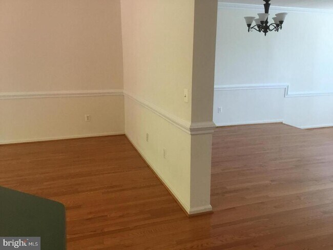 Foto del edificio - 5271 Ballycastle Cir