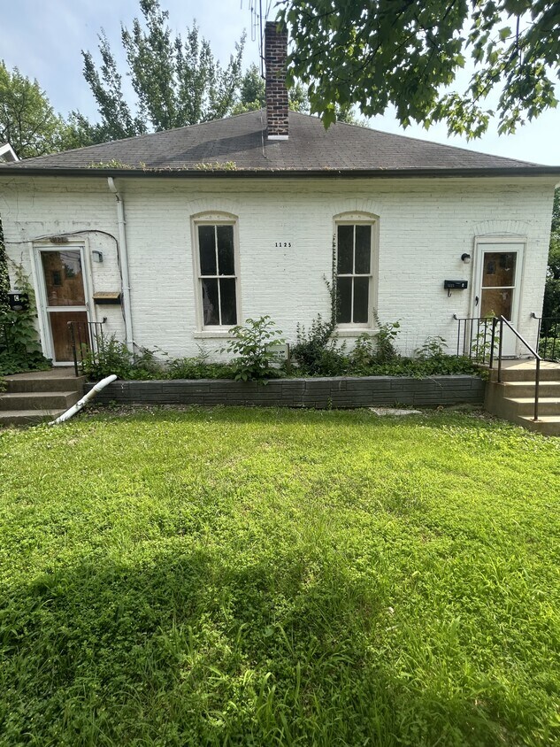Foto principal - 1125 E 5th St