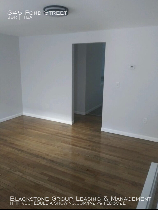 Foto del edificio - 345 Pond Street