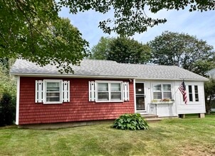 Building Photo - 19 Myrica Ave