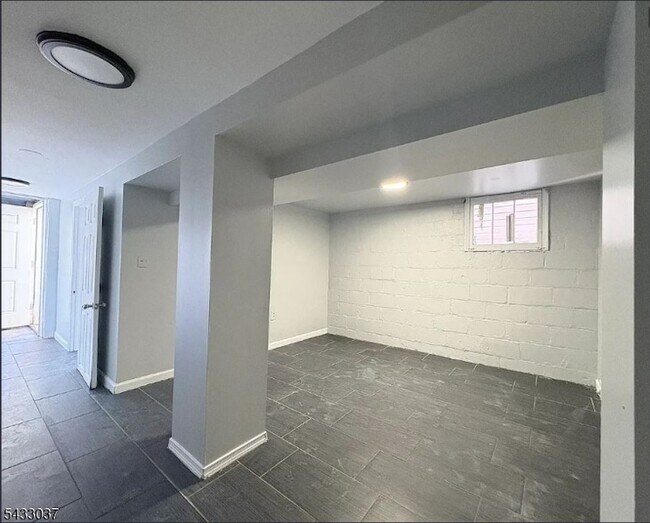 Foto del edificio - 579 Liberty Ave