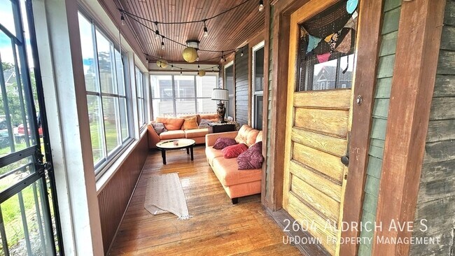 Foto del edificio - 2604 Aldrich Ave S