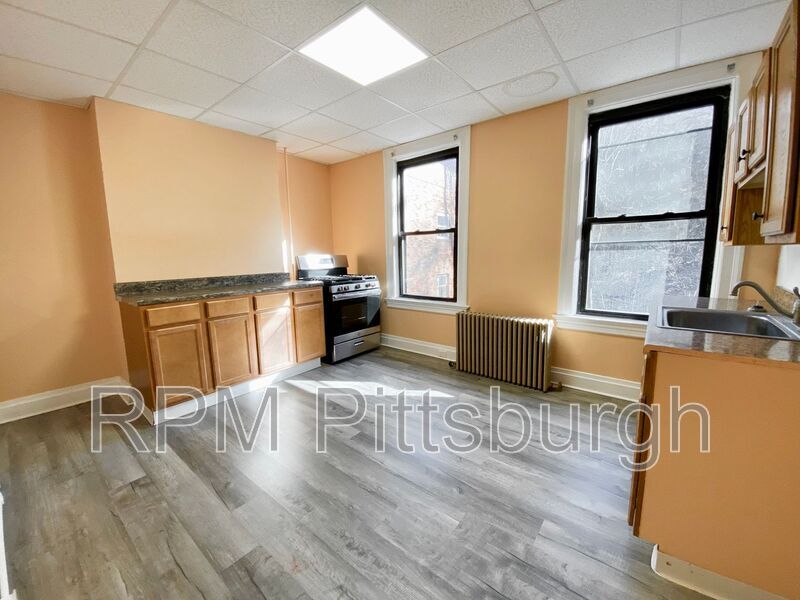 Primary Photo - 1814 Montier St