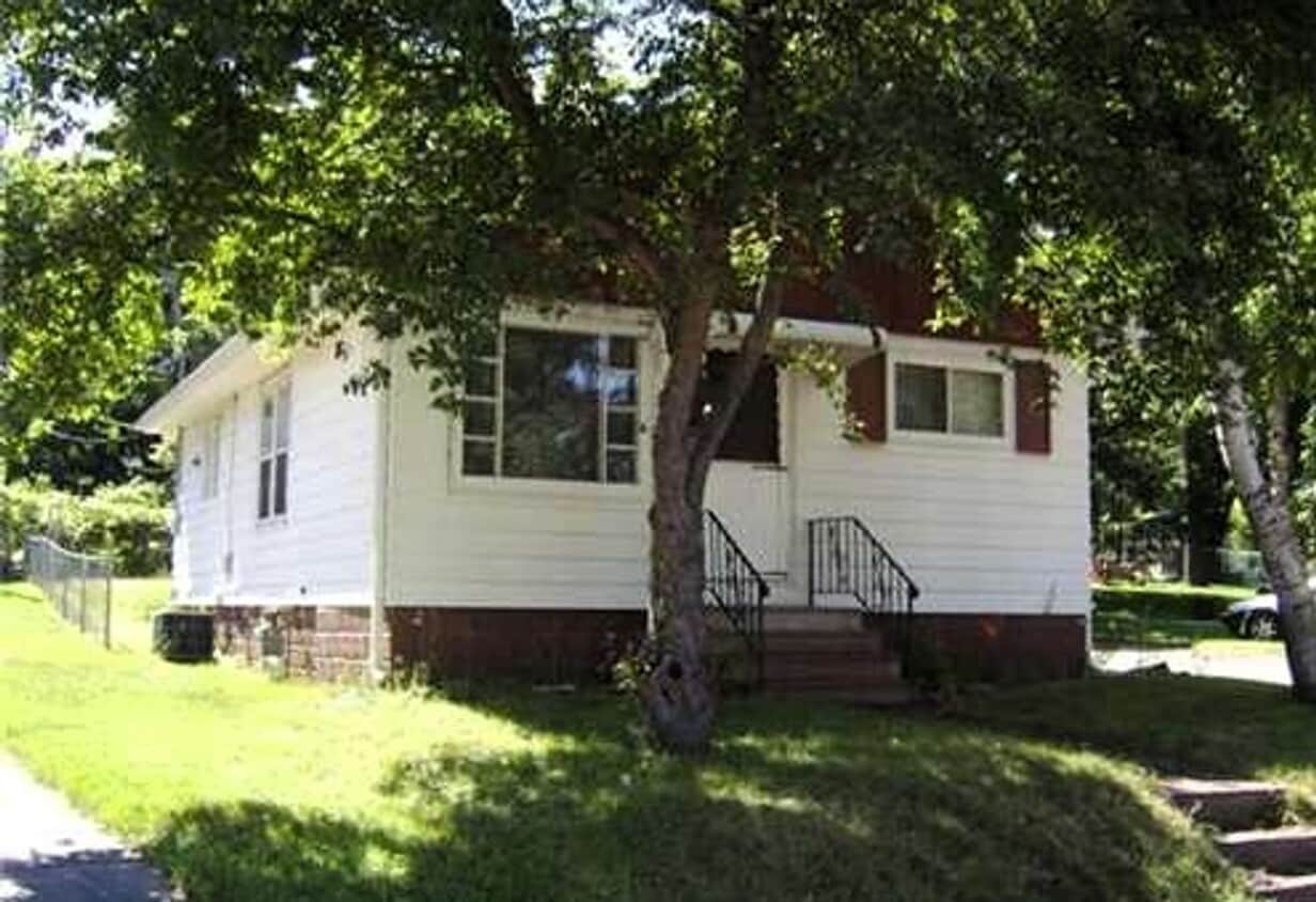Building Photo - 412 Starr Ave
