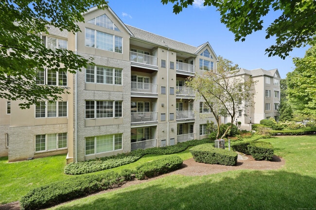 Foto del edificio - 2 Homestead Ln