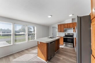 Building Photo - 150 Pegasus Ct