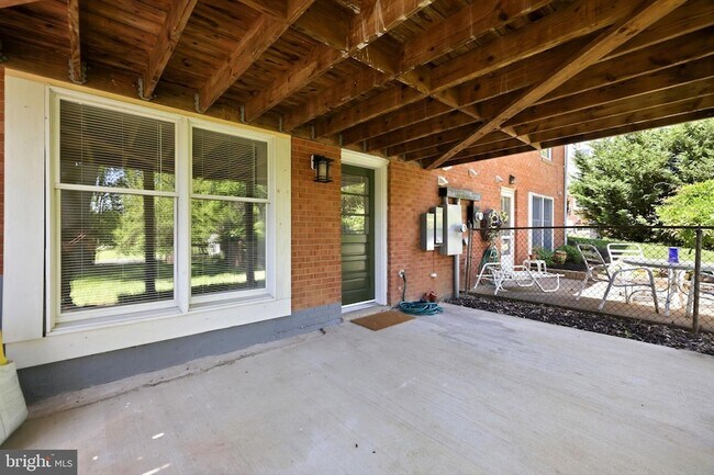 Foto del edificio - 414 Madison Ct SE