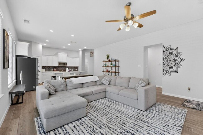 Foto del edificio - 2319 Kirkstall Wy