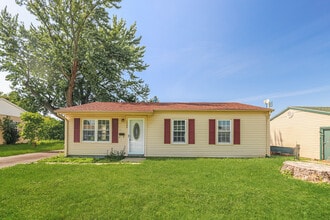 Building Photo - 1240 Berwald Dr