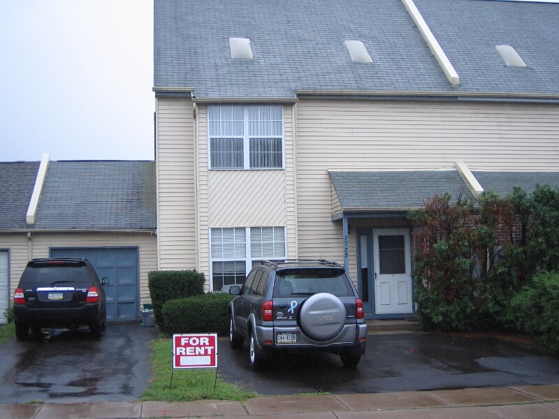 Foto principal - 77 Sandybrook Dr