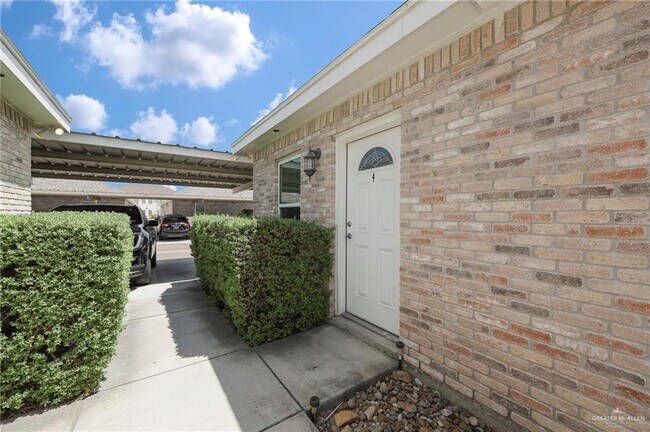 Foto del edificio - 16 Carlisle Ave