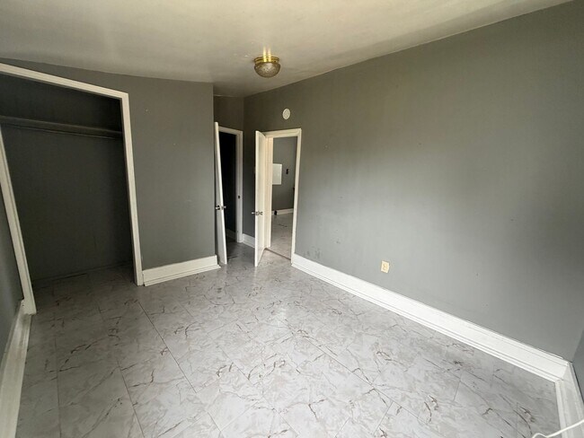 Foto del edificio - 1 bedroom, 1 bathroom Home Available in Broussard!
