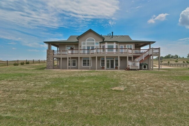 Foto del edificio - Five Bedroom Ranch Home on 33+ Acres For R...